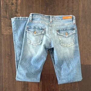 Colin’s Jeanswear Flare Rita Classic Light Blue Distressed Jeans